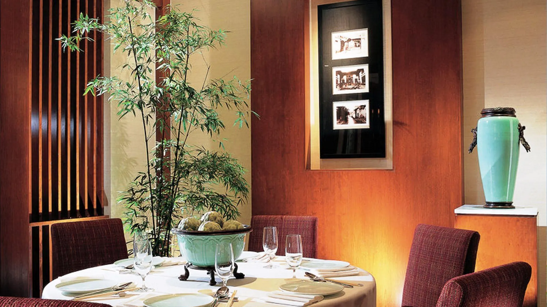 Orchard Hotel Singapura 5*,